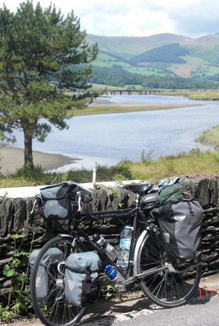 Henning Wiebers: En Pédale, en Pédale - Mit dem Fahrrad nach Schottland