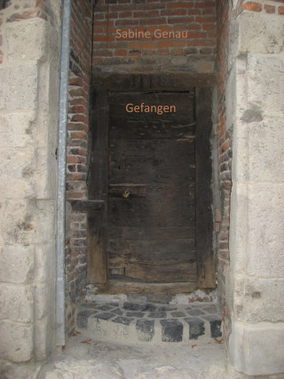 Sabine Genau: Gefangen