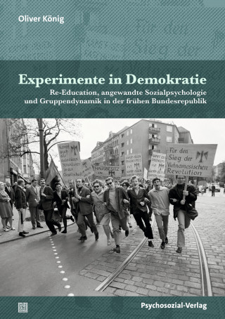 Oliver König: Experimente in Demokratie
