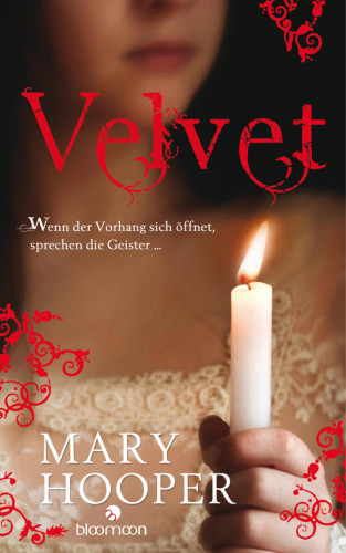 Mary Hooper: Velvet