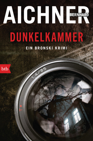 Bernhard Aichner: DUNKELKAMMER